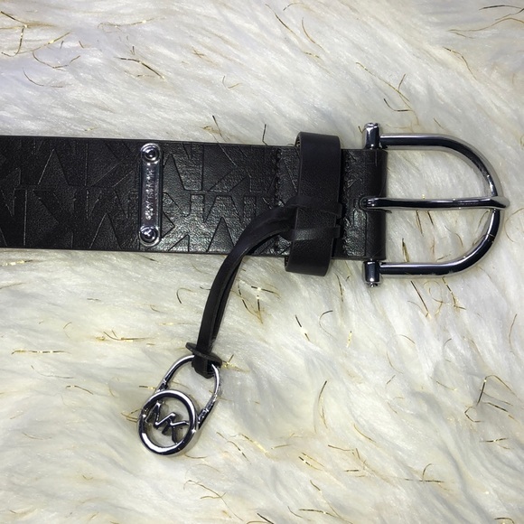 Michael Kors Belt Embossed with MK chain SMALL main image 6